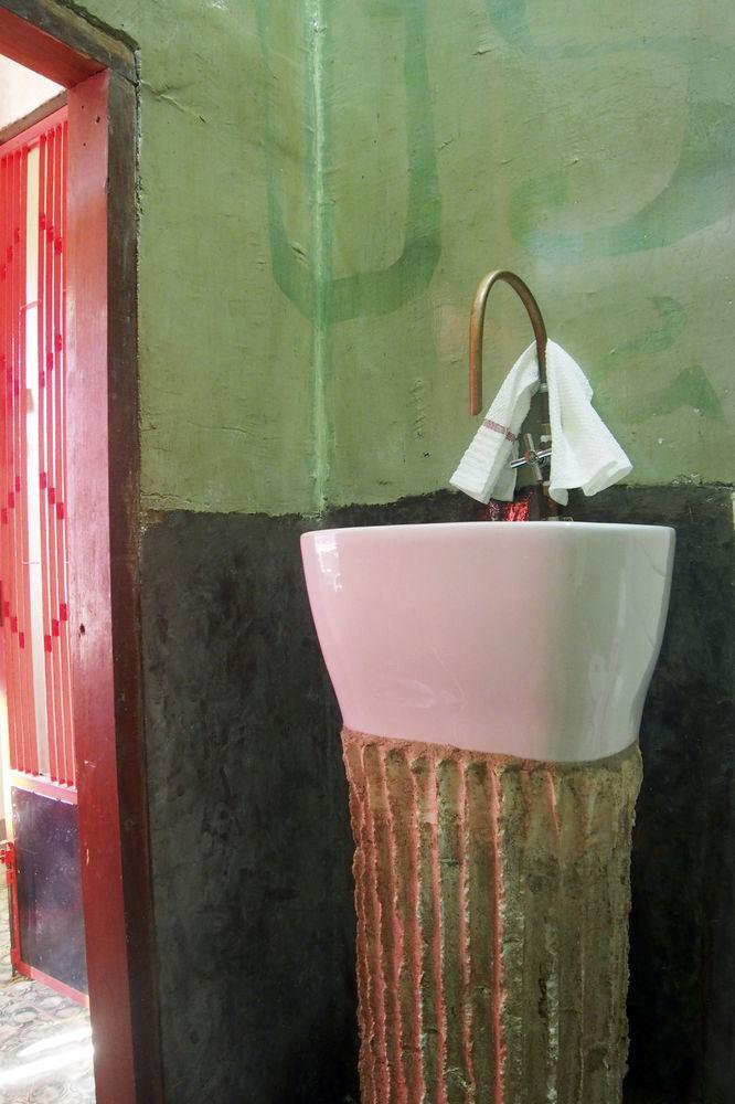 Bric-A-Brac Hotel พระตะบอง ภายนอก รูปภาพ