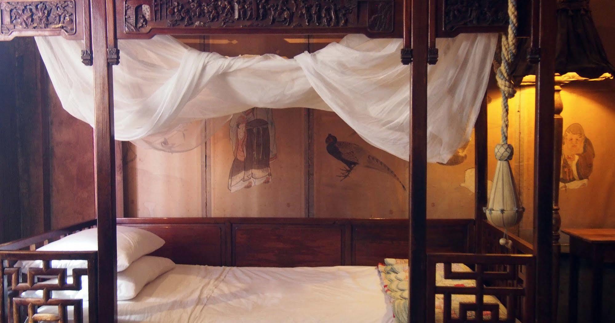 Bric-A-Brac Hotel พระตะบอง ภายนอก รูปภาพ