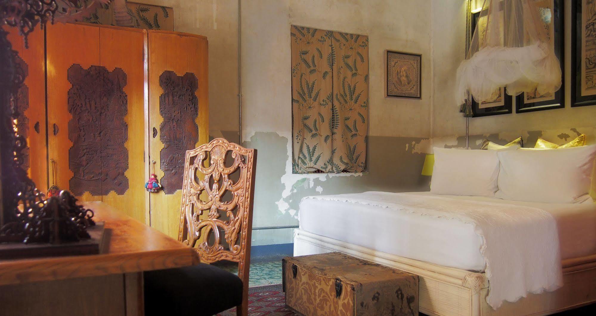 Bric-A-Brac Hotel พระตะบอง ภายนอก รูปภาพ
